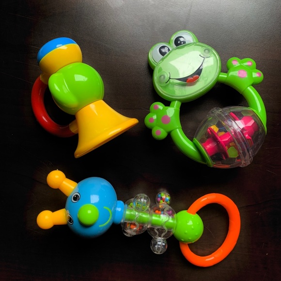 5/$20 Bundle of 3 adorable, rattles!